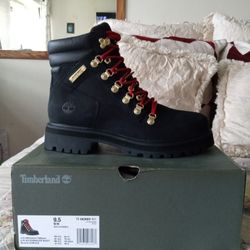 Timberland 6 Inch Premium Vibram Waterproof Boot Sizes 8 & 9.5 Brand New 