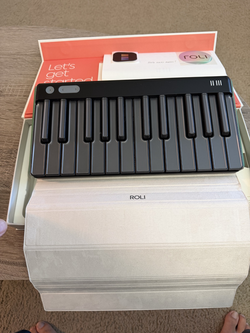 ROLI Piano M – Light-Up MIDI Keyboard – Original Box