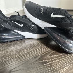Nike Air Max 270