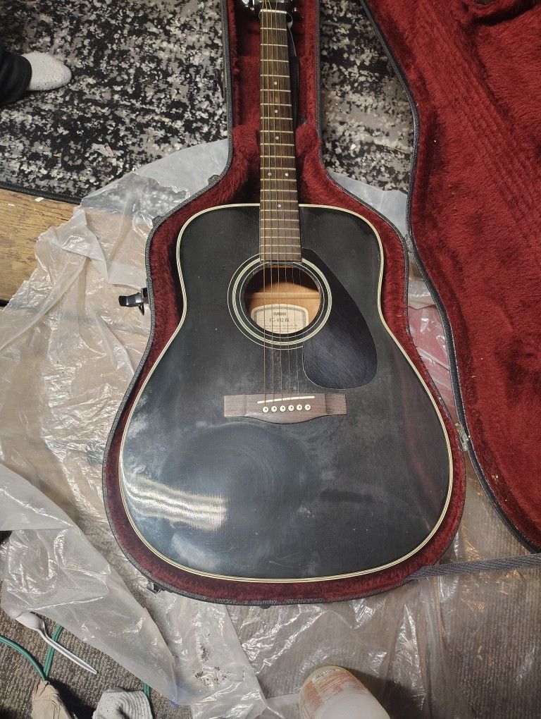 Yamaha FG 412 BL Acoustic Guitar For Sale