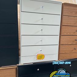 New White Wood Five Drawer Chest Dresser With Diamond Knobs 