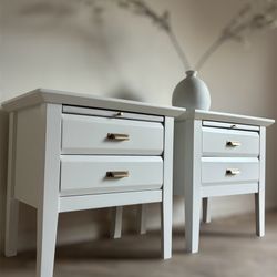 Nightstands/End Tables/ Bedside Tables/Side Tables/MCM/White/Coastal/Dressers/Modern