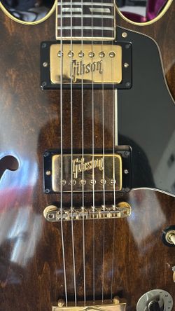 Gibson Es345 Stereo STD 1969 Walnut And Gold PAF Gibson, Ingle And Logo Engraved And Logo Original Gibson $10,000 Excellent Condition