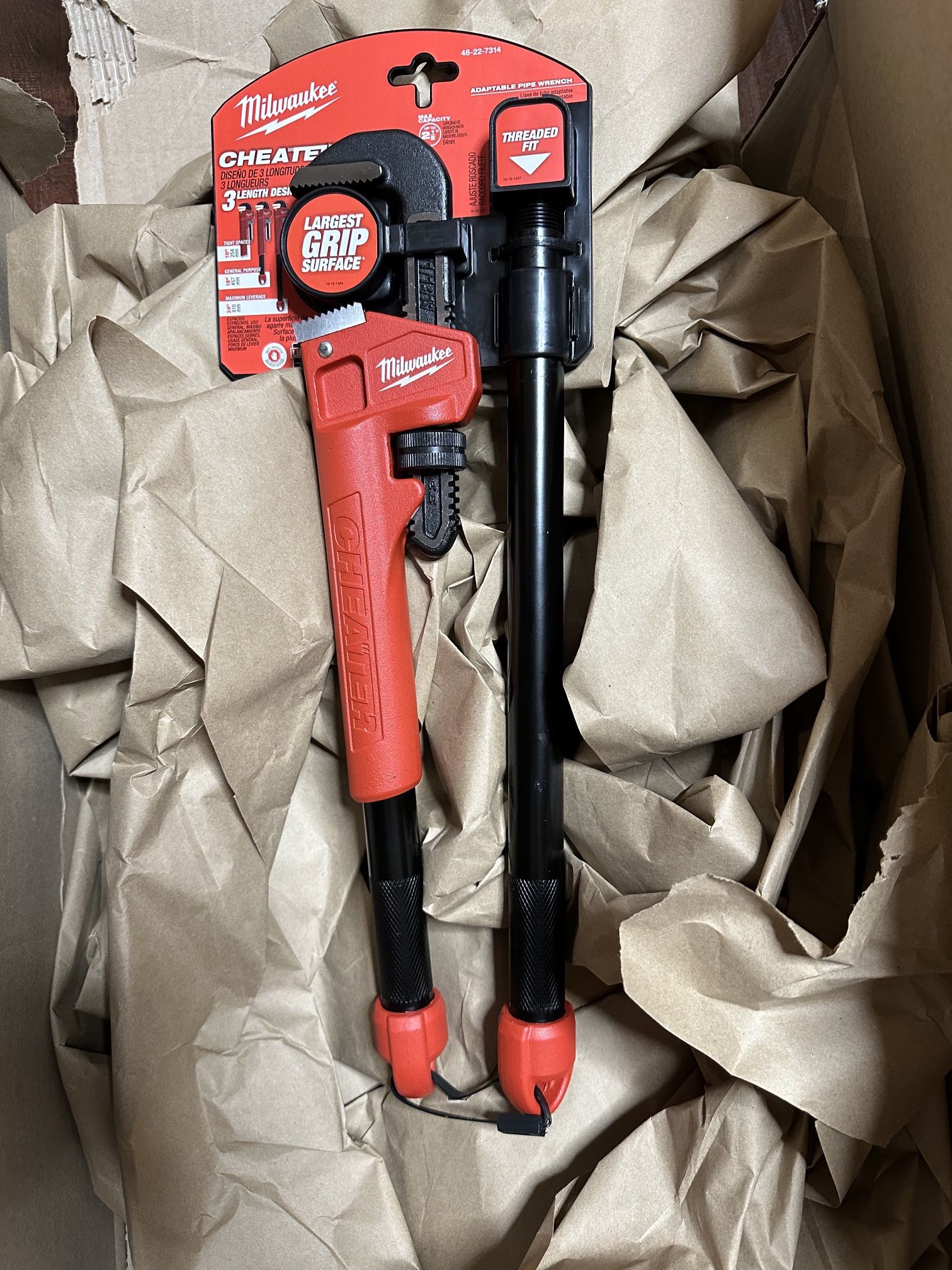 Milwaukee Cheater Pipe Wrench