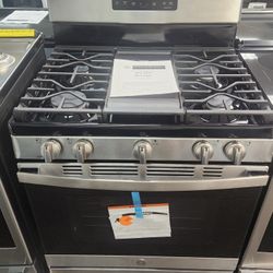 30 in. 5.0 cu. ft. Freestanding Gas Range in Stainless Steel with Griddle