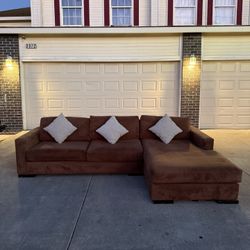 Large Brown Microfiber Sectional Sofa with Chaise β 9ft, Comfortable & Clean