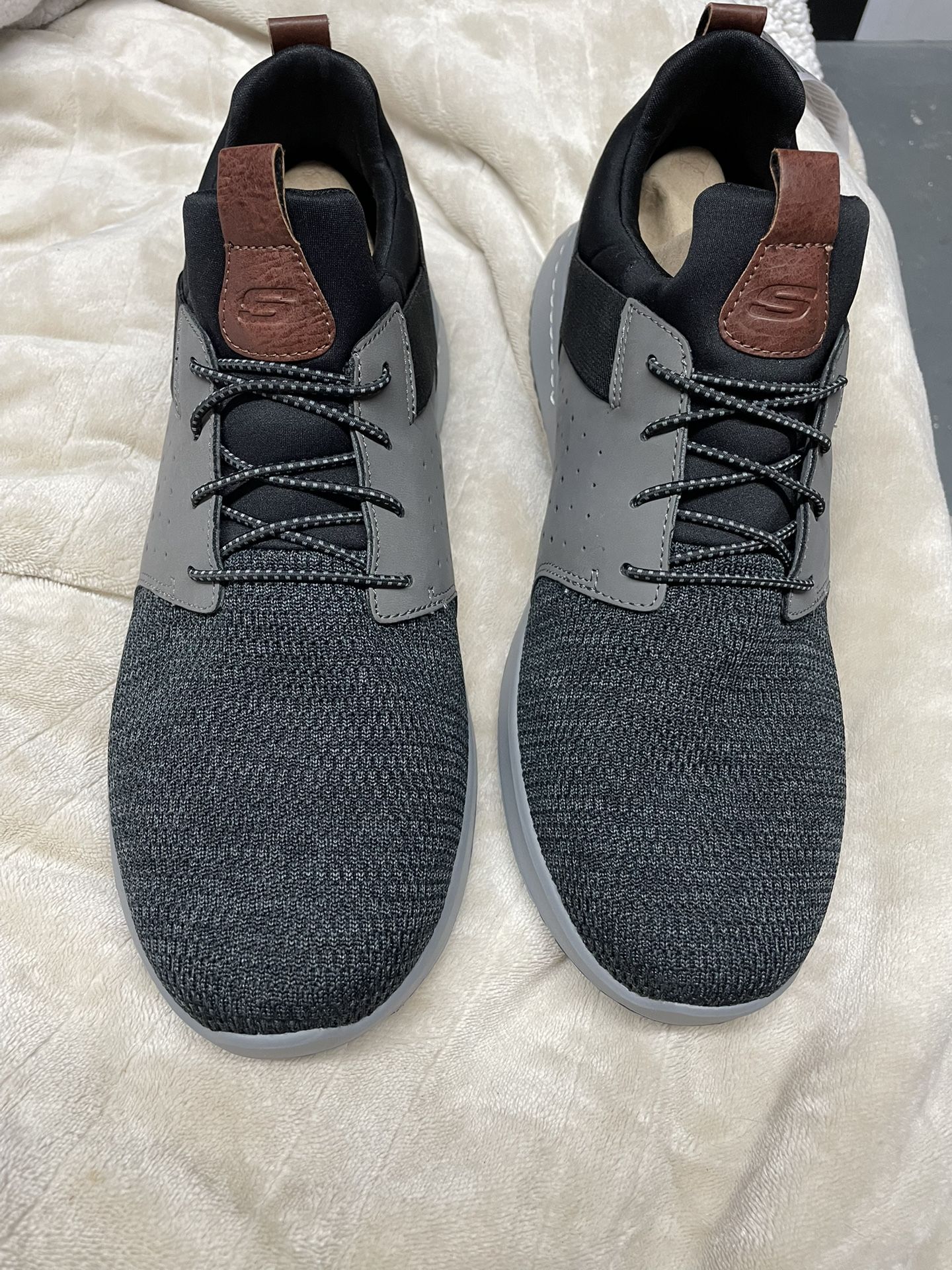 SKECHERS MENS CLASSIC FIT-DELSON-CAMDEN SNEAKERS