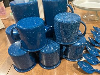 Camping cups and spoons