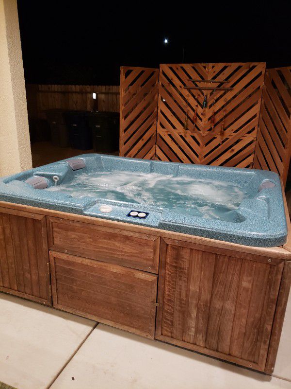 Hot Tub Spa For Sale