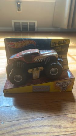 Hot wheels monster mutt