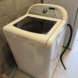 Whirlpool Gas Washer (Dryer Has Sold)