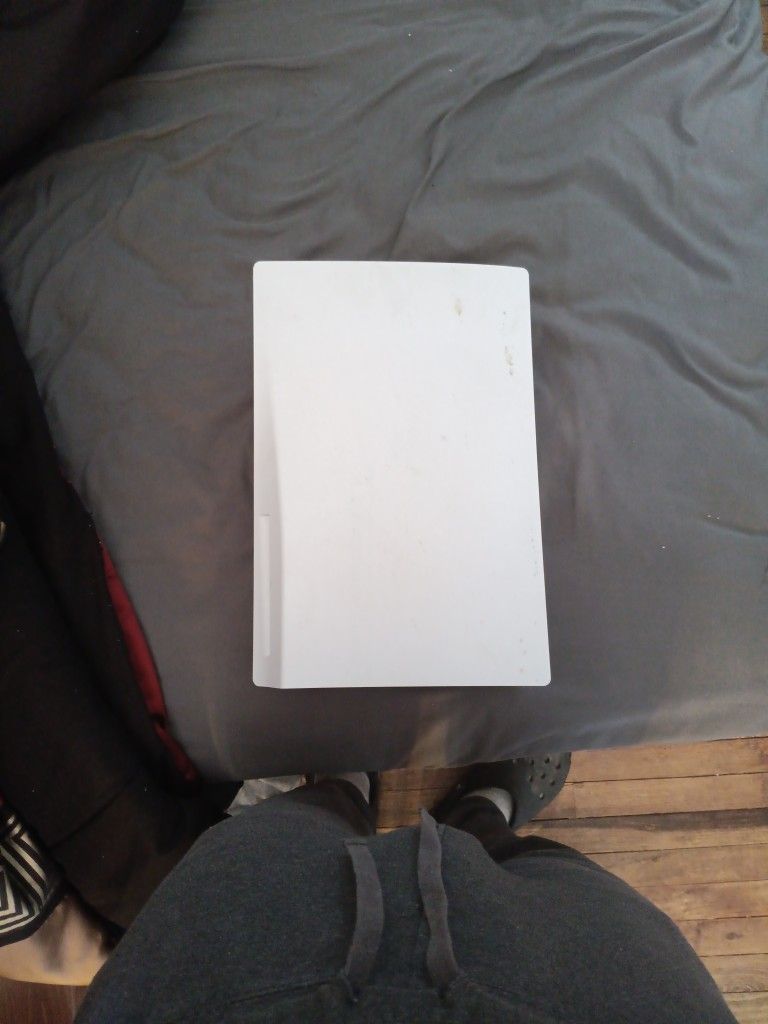 Selling BROKEN Ps5 For Parts