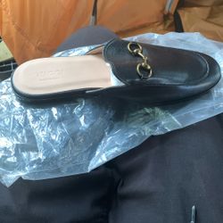 Brand New Official Gucci Shoes Size 6.