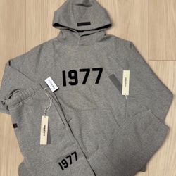 Size Medium Never Worn Essentials Grey Set