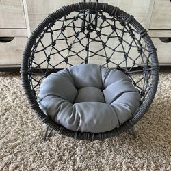 Pet Bed, Like New