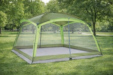 Outdoor Screen House - brand new, box never opened