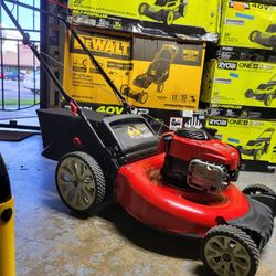 TROY-BILL GAS LANW MOWER 