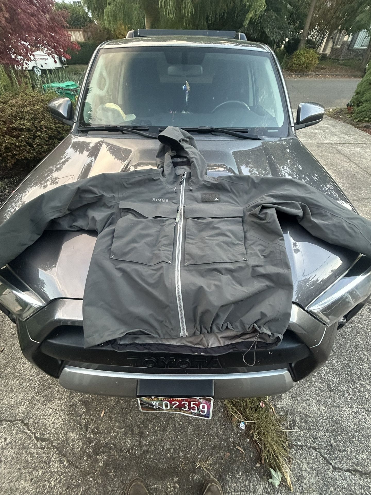 Simms men’s Guide Classic Wading Jacket (XL)