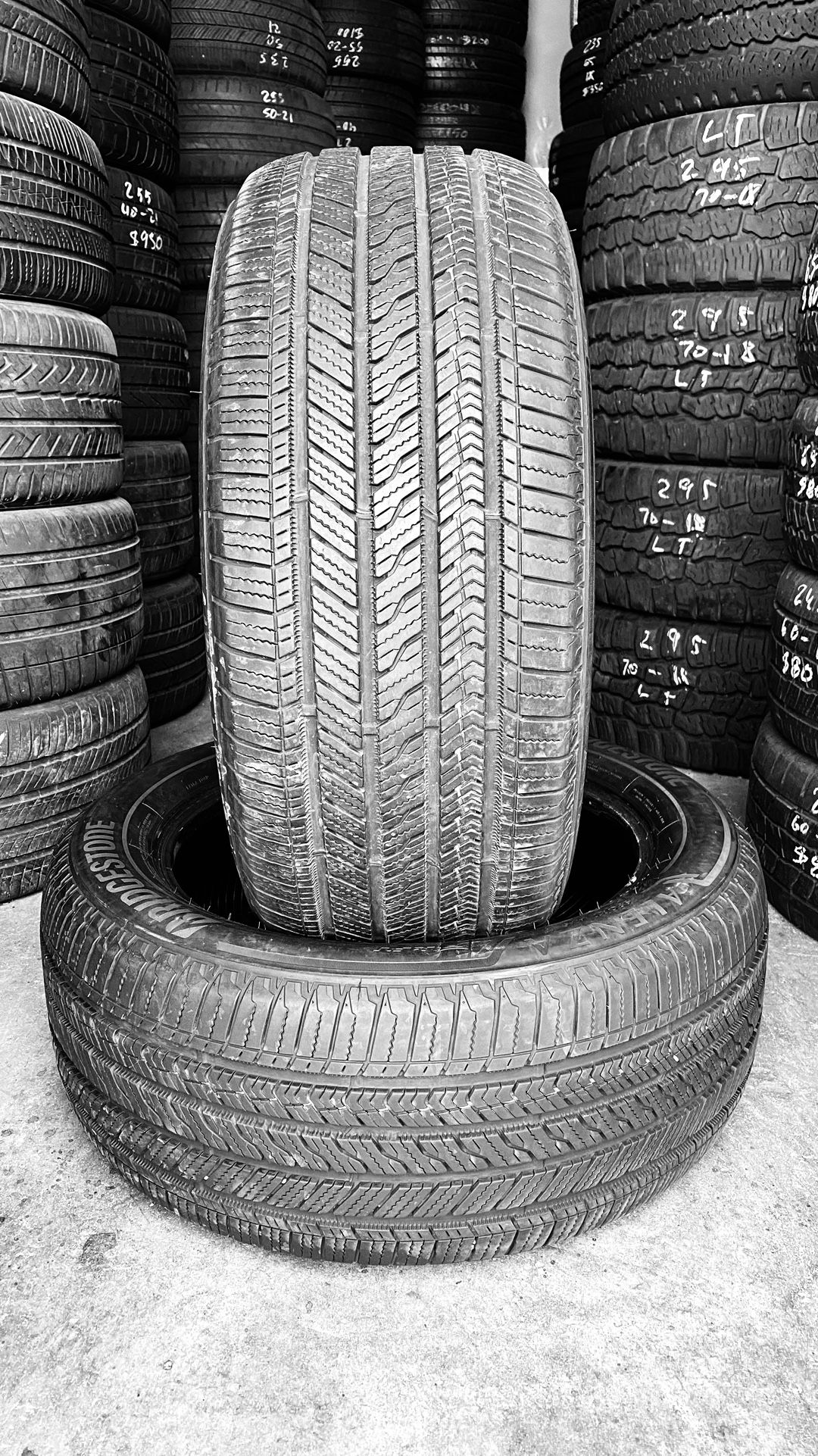 265/50/19 Bridgestone Run Flat Tires 