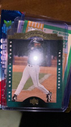 Ken Griffey Jr Upper Deck A Cut Above Baseball Card