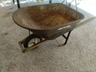 True Temper steel wheelbarrow