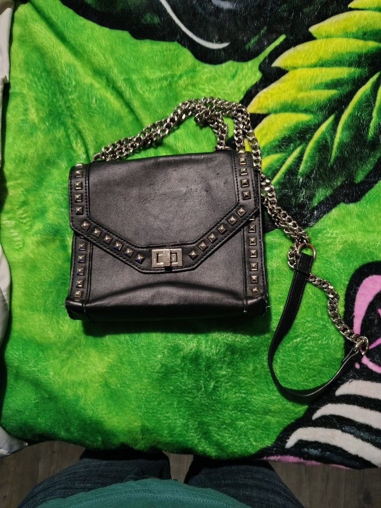 Steve Madden Crossbody Body $40