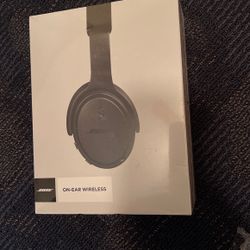 Bose headphones, Brand new In The Box