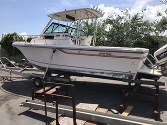 Proline coastal project boat first $5500 steals it 25 footer with Johnson out boards