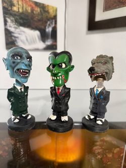 SCARY FIGURINE COLLECTION