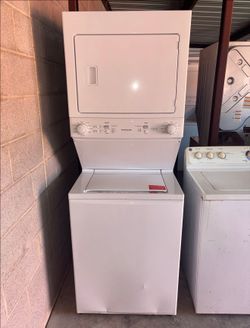 White Stacked Frigidaire Washer And Electric Dryer