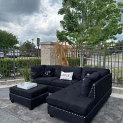 😍 Brand new black sectional sofa 