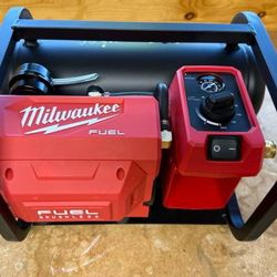 Milwaukee Air Compressor 