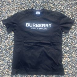 black burberry T shirt 