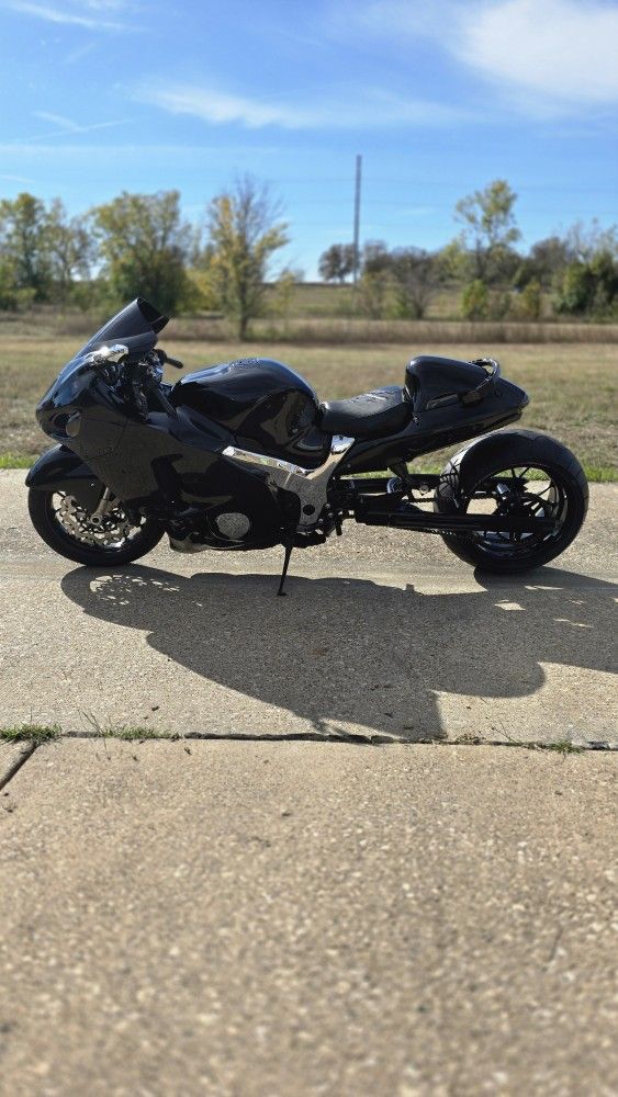 Trade Full Custom Suzuki Hayabusa 02 for Sale in Garland, TX - OfferUp