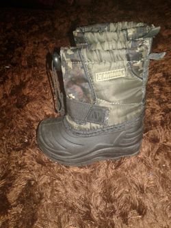 Toddler boots