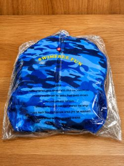 SwimFree Fun Kids Swim Training Vest Blue Camo Size M