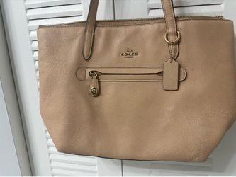 Coach Tan/Taupe Leather Shoulder Bag with Gold Hardware - Never used