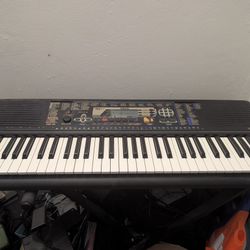 Keyboard With Stand Yamaha PSR 195