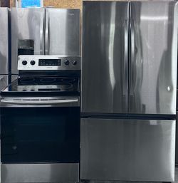 SAMSUNG REFRIGERATOR AND STOVE STAINLESS STEEL