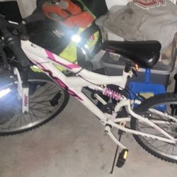 NEXT Gauntlet Kids Bike 20" White Pink Full Suspension Steel Kickstand