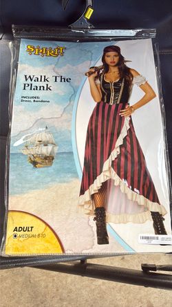 Woman’s Pirate costume
