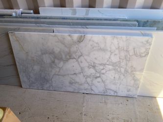 Beautiful Carrara Marble countertop 24-1/4”x 46-1/4” flat piece no manufactured edges