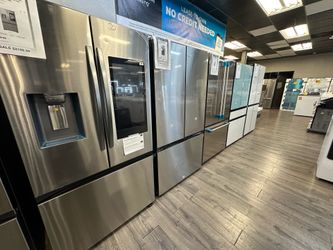 Refrigerators & Fridges •Samsung •LG •GE •Café •Whirpool •Frigidaire  READ DESCRIPTION