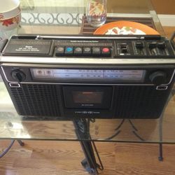 Vintage Sears #564 AM/FM Radio Cassette Recorder