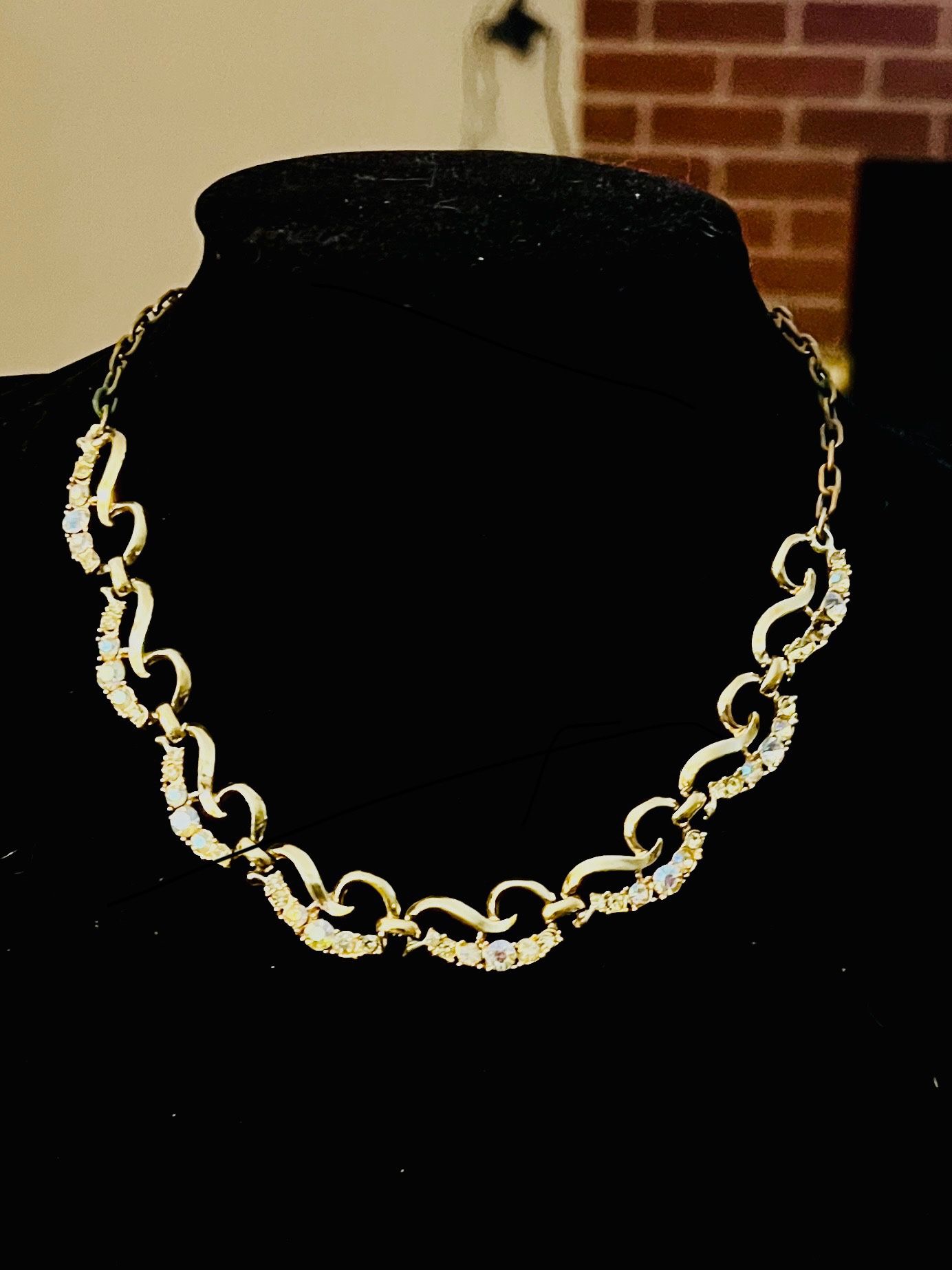 Vintage 1950’s/1960’s Goldtone Link Necklace with Aurora Borealis Stones