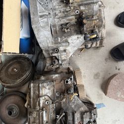 Two Automatic Transmissions To  A 1998 Acura Integra $400 For Both  With Torque Converter OBO