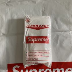 Supreme Poncho 