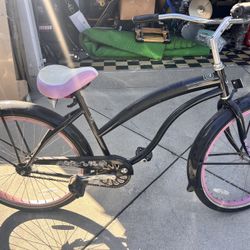 Black & Pink Beach Cruiser