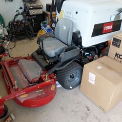 Toro 8000 Series  Commercial Riding Mower 