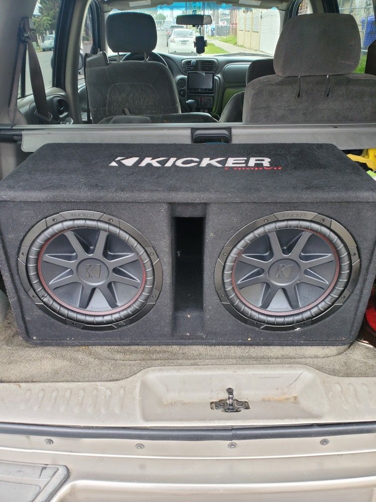 12in Kicker Subwoofers 